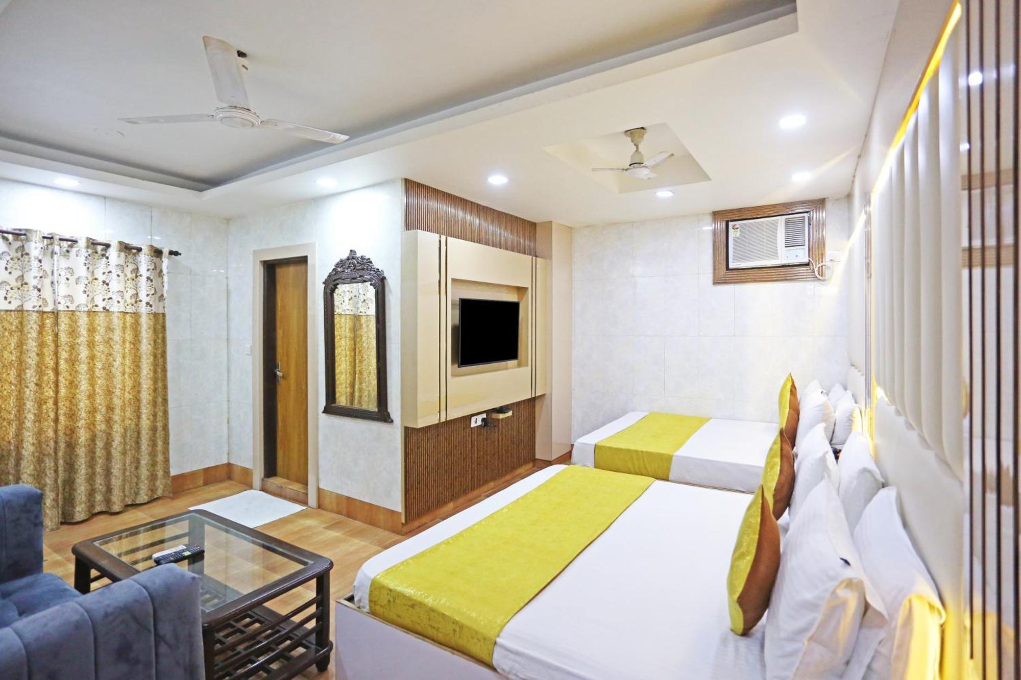 Samrat R Unit By Satwa Hotel
