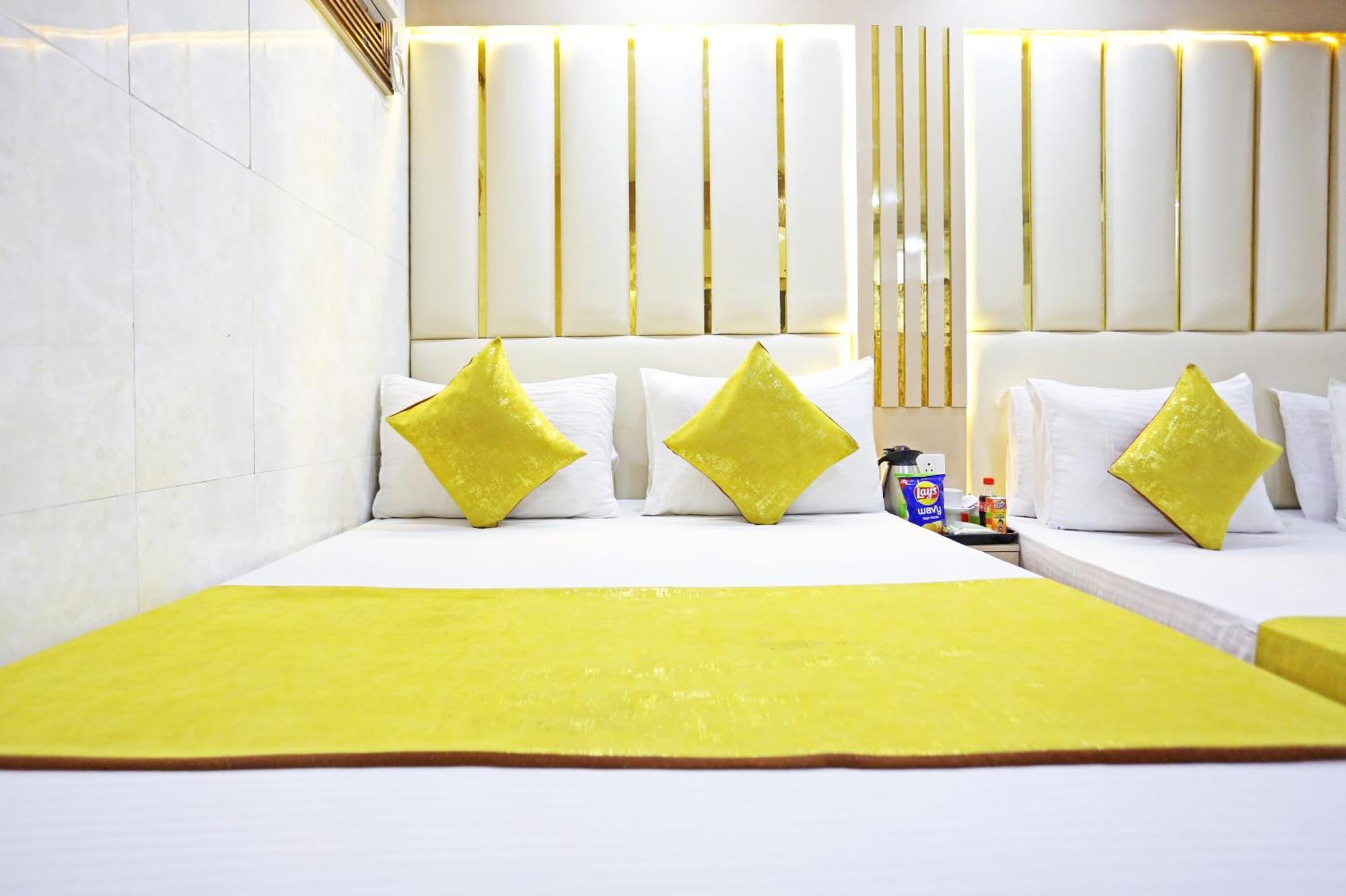 Samrat R Unit By Satwa Hotel